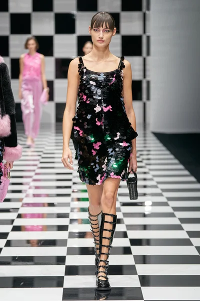 Look 104